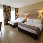 Augusta Club & - Adults Only 4* 滨海略雷特