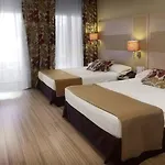 Augusta Club & - Adults Only 4* 滨海略雷特