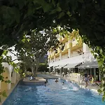 Augusta Club & - Adults Only 4* 滨海略雷特