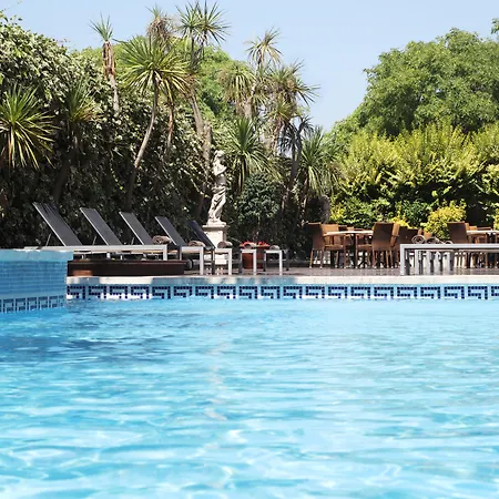 Augusta Club & - Adults Only Hotel