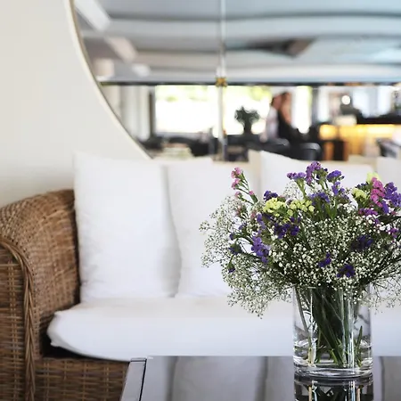 Augusta Club & - Adults Only Hotell