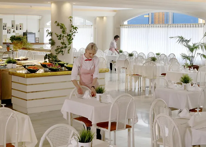 Augusta Club & - Adults Only מלון יורט דה מאר