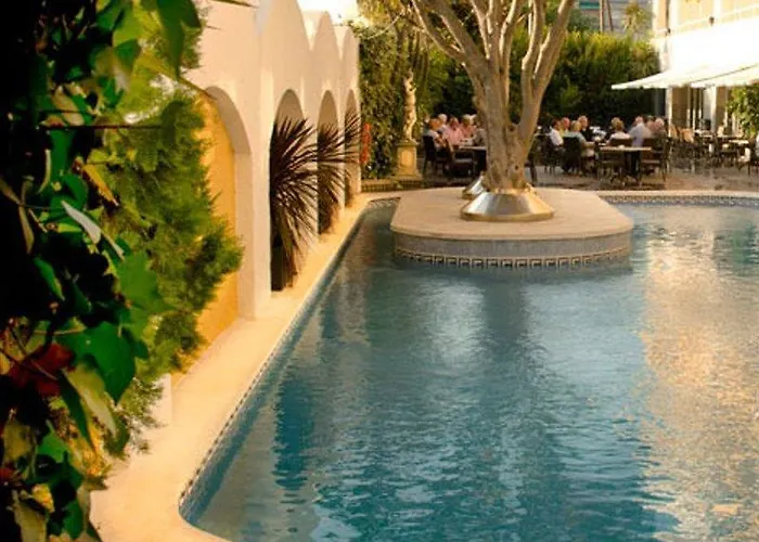 Augusta Club & - Adults Only מלון