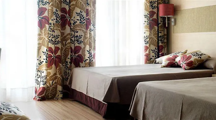 Augusta Club & - Adults Only מלון 4*